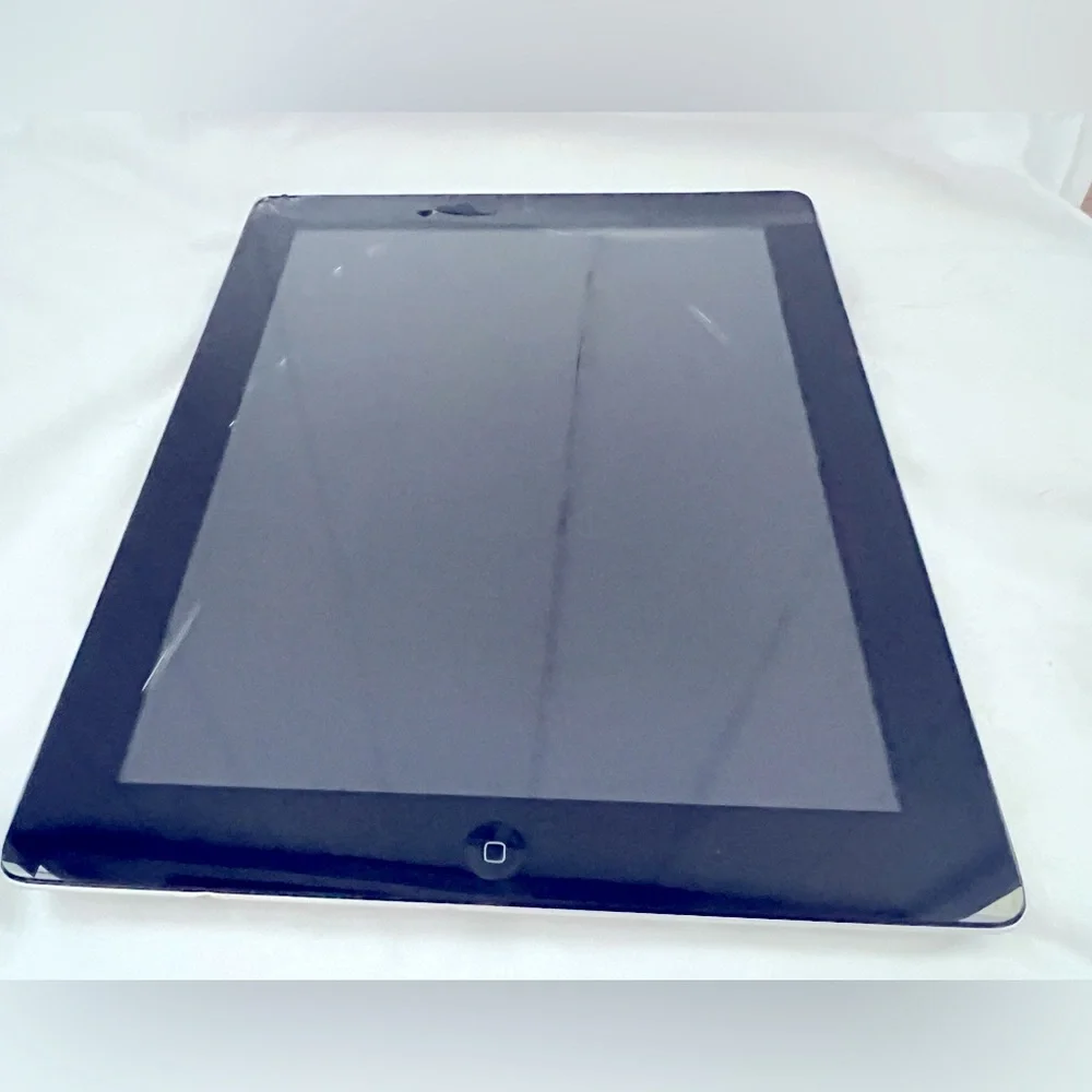 iPad 4th Generation 32GB Wi-Fi